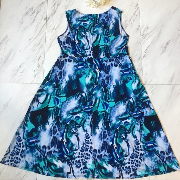 Kathy Roberts | Empire Waist Blue Abstract Dress - Picture 5 of 5